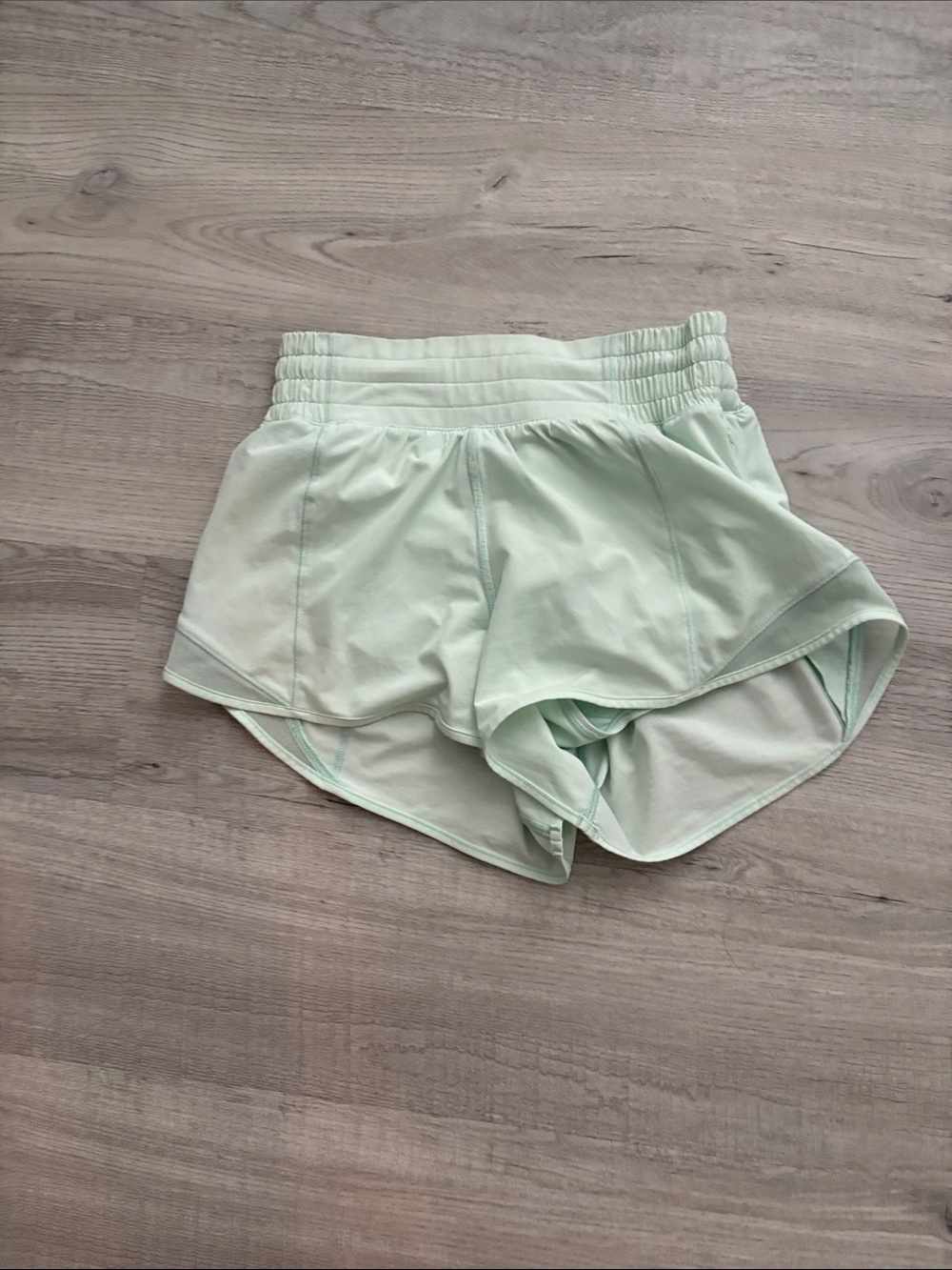 Lululemon Women’s Mint Green Athletic Shorts
